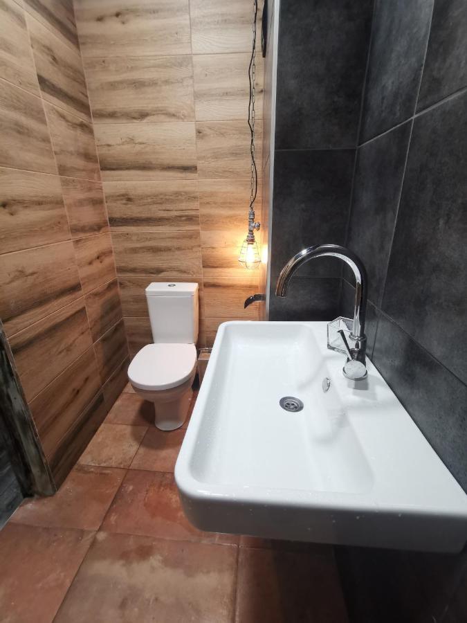 Homey Art Apartment Next To Drujba Lake Metro Stations And Bul.Tsarigradsko Shose Sofia Exterior foto
